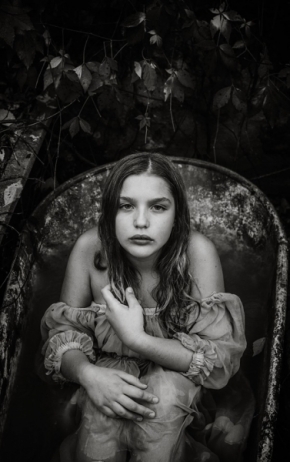 Černobílý portrét - Kristýna