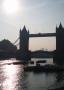 Tower Bridge s východem slunce