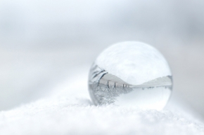 Lenka Bakóová - Sněhová koule