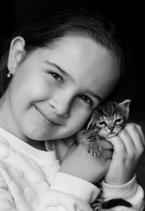 Děti a zvířata - s koťátkem