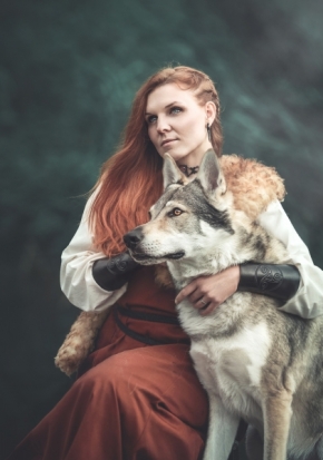 Magda Novohradská - Viking a vlk