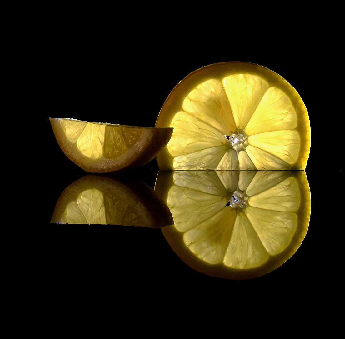 Zátiší s citronem