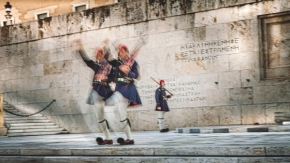 Jdeme do ulic - Fotograf roku - Kreativita - II.kolo - Changing Of Guards Athens