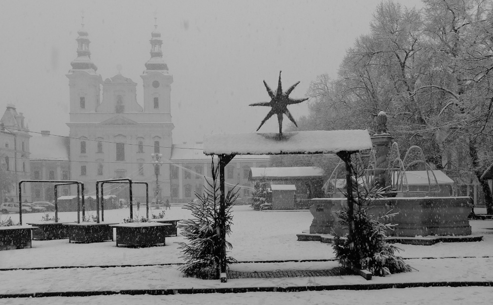 vánočně naladěné uherskohradišťské náměstí