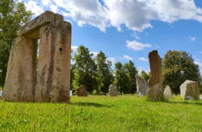 Tereza Orgoňová - Stonehenge