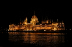 Architektura a konstrukce - Hungarian Parliament Building
