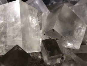 Mája  Smržová - krystalové kostky