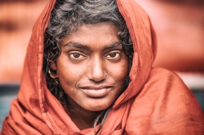 Portrét - Dievča z kmeňa Manu