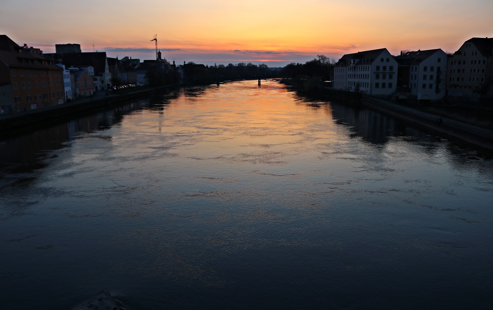 soumrak u Dunaje