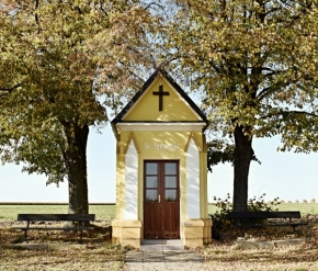 Kaple, kostely, křížové cesty - Oldřišovská kaplička