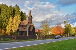 Iveta Makovcová - Kostel svatého Bedřicha v krajině