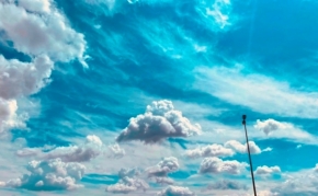 Moje léto 2023 - Upravuj fotografie s XPPen - Nebe uprostřed léta