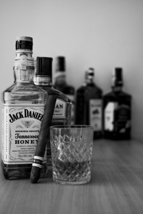Černobílá - Jack Daniels 