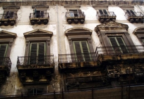 Zapomenutá krása staveb - Tak jde čas, Palermo 2004