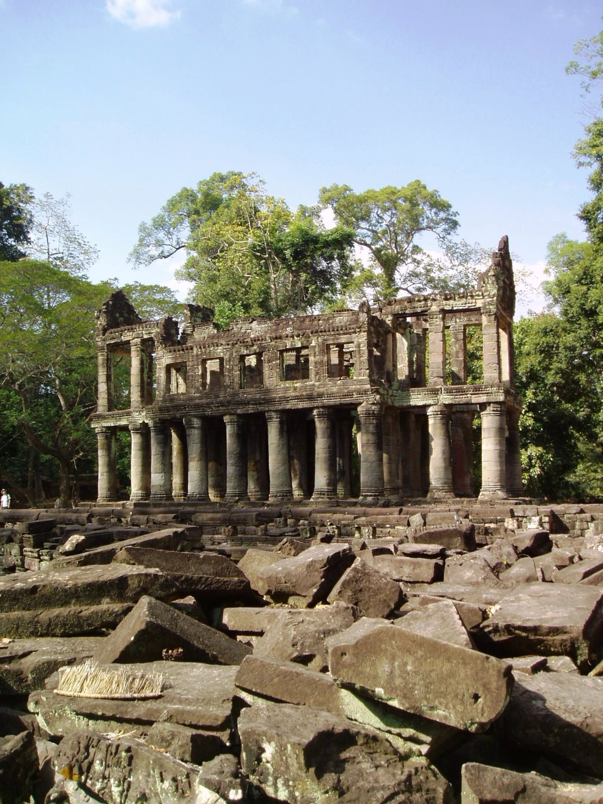 Zbytky chrámu v Angkoru (Kambodža)