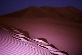Světlo, stín a barva - Noc na poušti