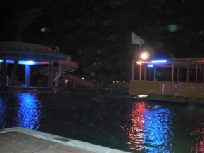 Ludmila Rychlá - Noční osvětlení u bazénu