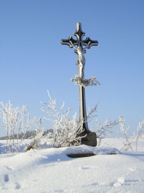 Kouzlení zimy - Kříž v poli