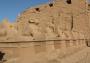 Egypt, Karnak, sousoší hlídající palác