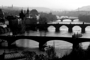 Černobíle… - Mosty přes řeku Vltavu