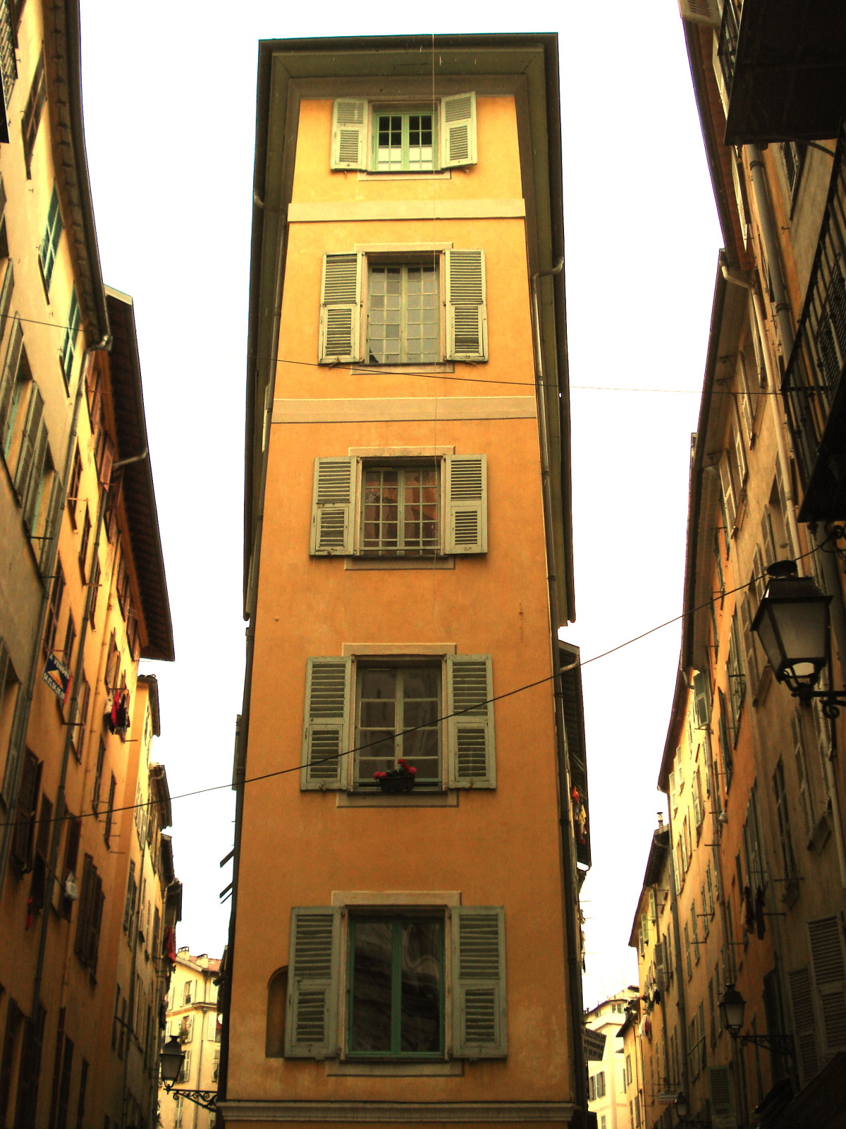 Nejužší dům v Nice