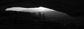 Petra Slezáková - Mesa Arch za svitania