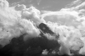 Černobíle… - Osamocená hora
