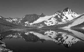 Černobíle… - Norsko - zrcadleni