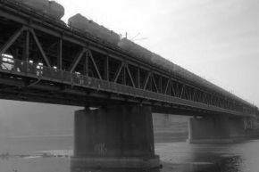 Černobíle… - Most