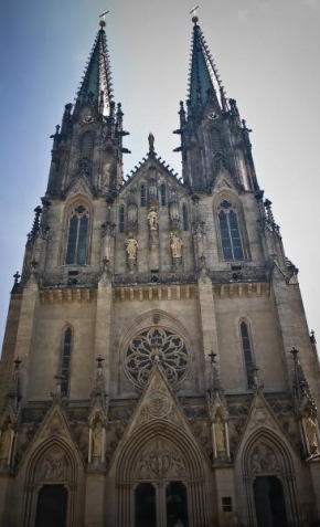 Architektura a památky - Olomouc-chrám sv.Václava