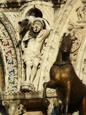 Architektura a památky - San Marco-detail