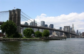 Fotograf roku na cestách 2009 - Brooklyn Bridge aneb cesta do lepšího světa