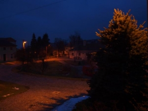 Po setmění - Pohled z okna