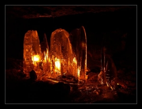 Královna zima - Jeskyně Víl