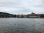 z řeky 
